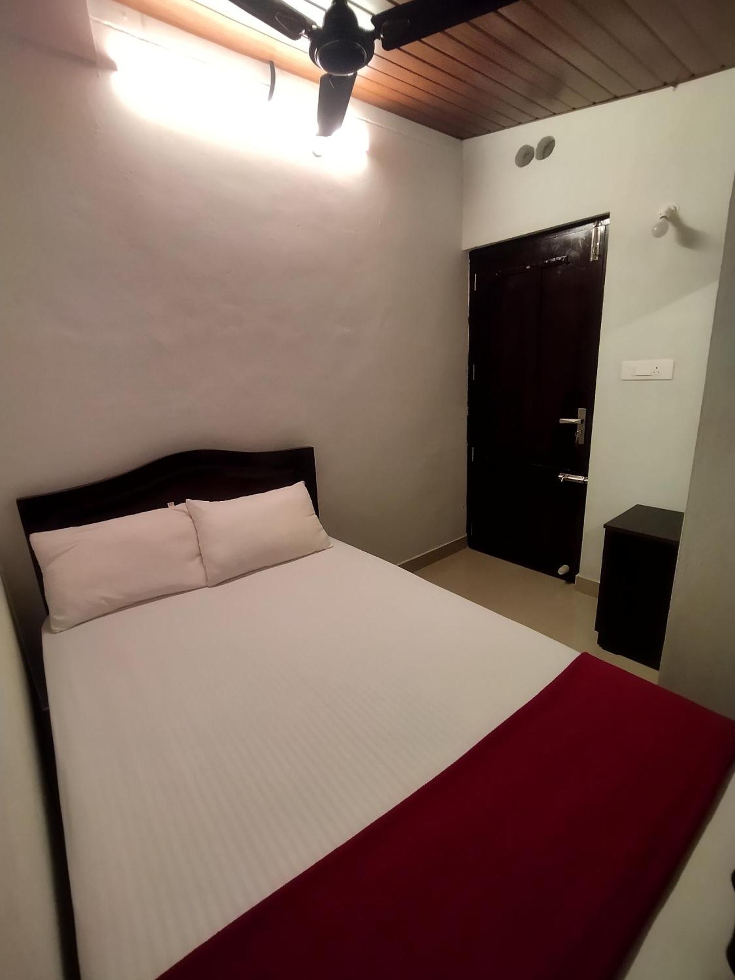 The Celeste Inn Вагамон Экстерьер фото
